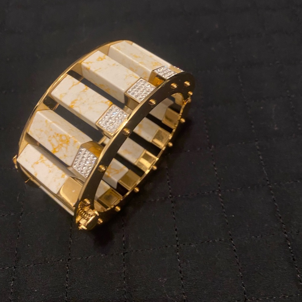 LELE SADOUGHI Tall Resin & Crystal Bangle